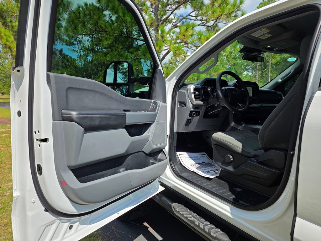 Used 2023 Ford F150 XLT w/ Trailer Tow Package AWD/4WD image 11