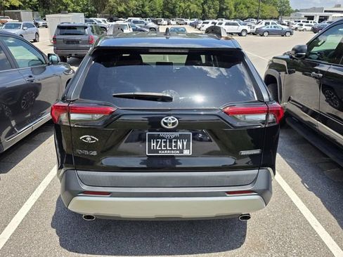 Used 2020 Toyota RAV4 Adventure AWD/4WD image 3