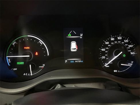 Used 2023 Toyota Sienna XSE image 13