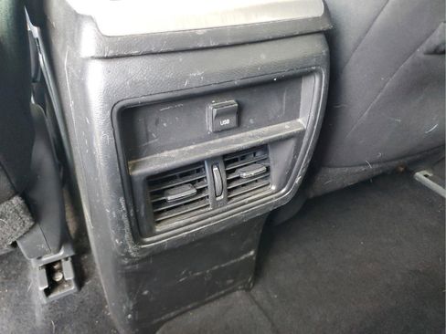 Used 2018 Nissan Murano S image 15