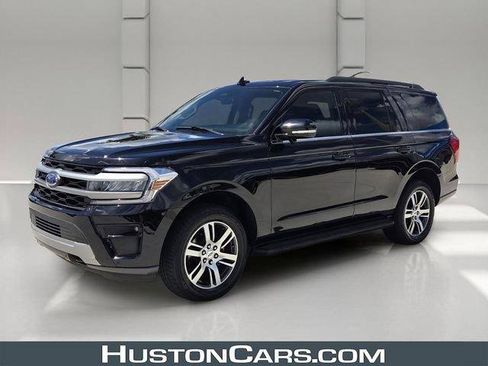 Used 2024 Ford Expedition XLT AWD/4WD image 1