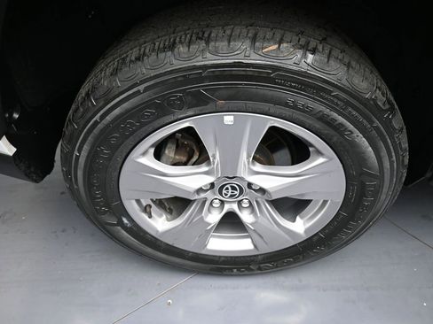 Certified 2022 Toyota RAV4 XLE image 12