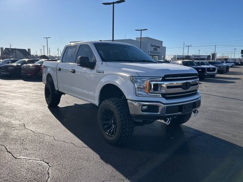 Used 2018 Ford F150 XLT w/ Equipment Group 301A Mid image 4