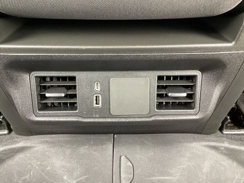 Used 2024 Chevrolet Silverado 1500 Custom Trail Boss w/ LPO, Dark Essentials Package image 32