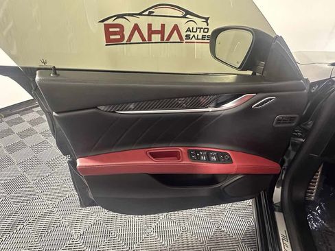 Used 2023 Maserati Ghibli Modena Q4 image 17