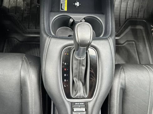 Used 2024 Honda HR-V EX-L image 6