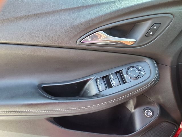 Used 2023 Buick Encore GX Select w/ Sport Touring Package FWD image 16