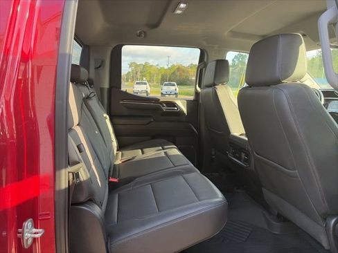 Used 2024 Chevrolet Silverado 1500 LT Trail Boss w/ LT Trail Boss Premium Package image 17