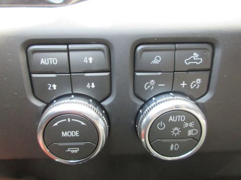 New 2026 GMC Sierra 1500 Denali Ultimate AWD/4WD image 18
