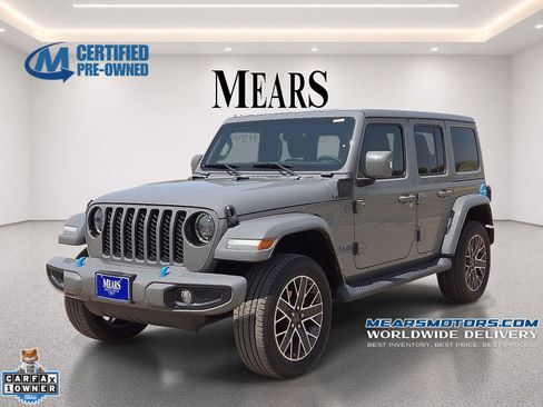 Used 2023 Jeep Wrangler Unlimited Sahara AWD/4WD image 1