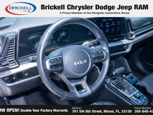 Used 2023 Kia Sportage EX FWD image 14