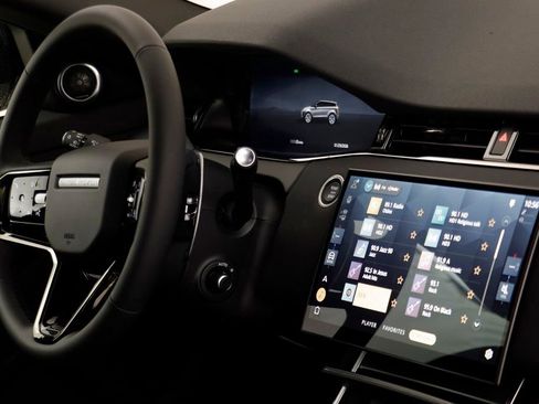 New 2026 Land Rover Range Rover Evoque S AWD/4WD image 23