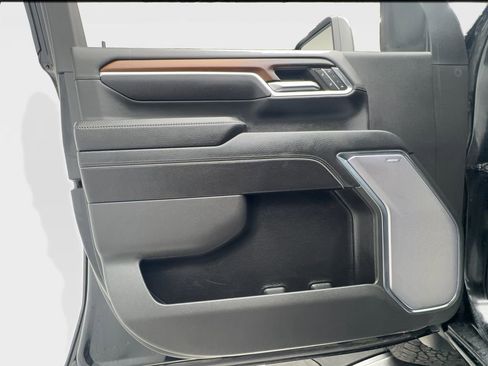 Used 2024 GMC Sierra 2500 Denali w/ Max Trailering Package AWD/4WD image 37