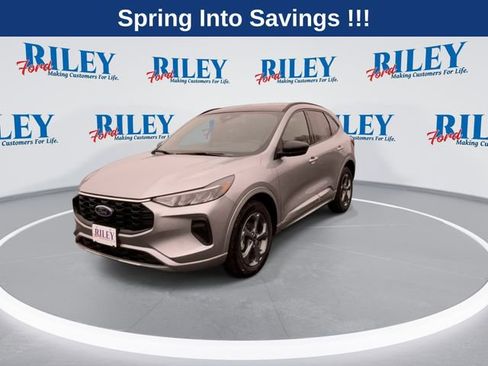 Used 2023 Ford Escape ST-Line w/ Tech Pack #1 AWD/4WD image 4