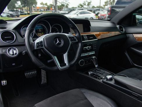 Used 2012 Mercedes-Benz C 63 AMG Coupe w/ Comand Single Disc Pkg image 17