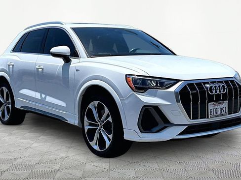 Used 2021 Audi Q3 2.0T Premium w/ Convenience Package AWD/4WD image 5
