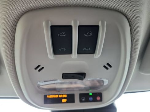 Used 2026 Chevrolet Trax ACTIV w/ Sunroof Package FWD image 47