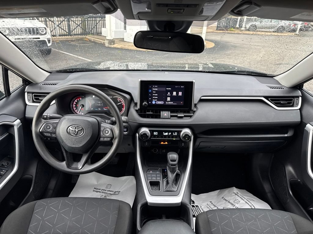 Certified 2025 Toyota RAV4 XLE AWD/4WD image 17