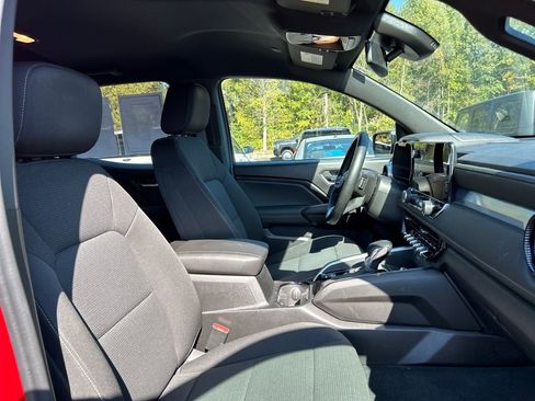 Certified 2024 Chevrolet Colorado LT w/ LT Convenience Package II image 18