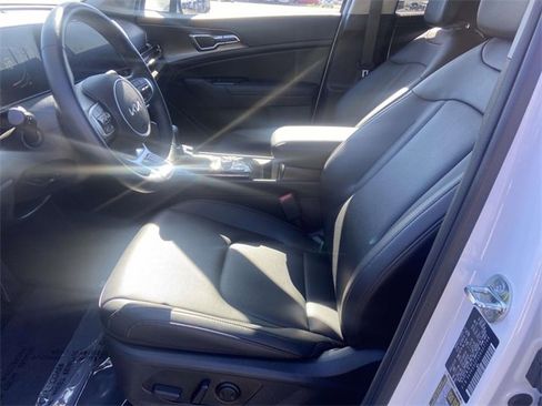 New 2025 Kia Sportage EX image 11