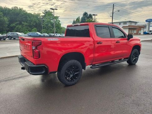 Used 2021 Chevrolet Silverado 1500 LT Trail Boss w/ Bed Protection Package AWD/4WD image 4