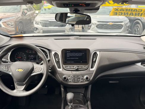 Used 2024 Chevrolet Malibu LT FWD image 15