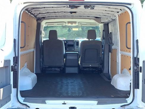 Used 2021 Nissan NV 2500 SV RWD image 26
