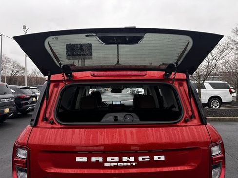 Certified 2023 Ford Bronco Sport Outer Banks w/ Tech Package image 40
