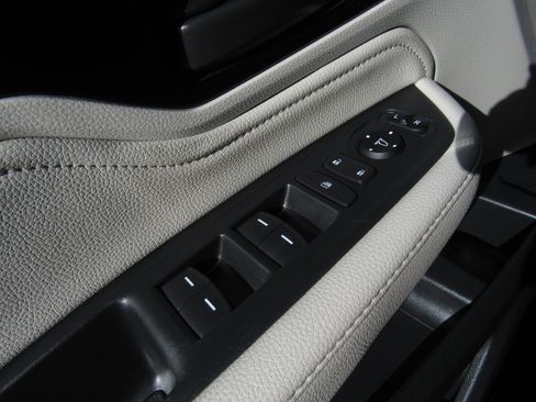 Certified 2025 Honda Odyssey Touring image 26