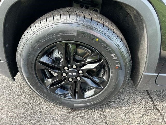 Used 2023 Chevrolet Traverse LS w/ Midnight/Sport Edition FWD image 53
