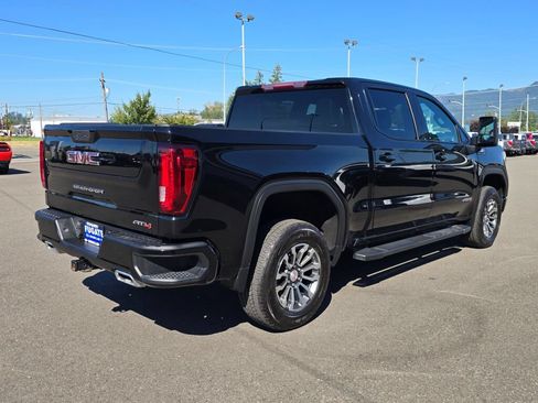 Used 2021 GMC Sierra 1500 AT4 AWD/4WD image 6