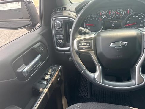 Used 2022 Chevrolet Silverado 1500 LT Trail Boss w/ Safety Package AWD/4WD image 24