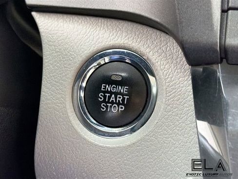 Used 2019 Toyota Sienna XLE w/ XLE Navigation Package AWD/4WD image 37