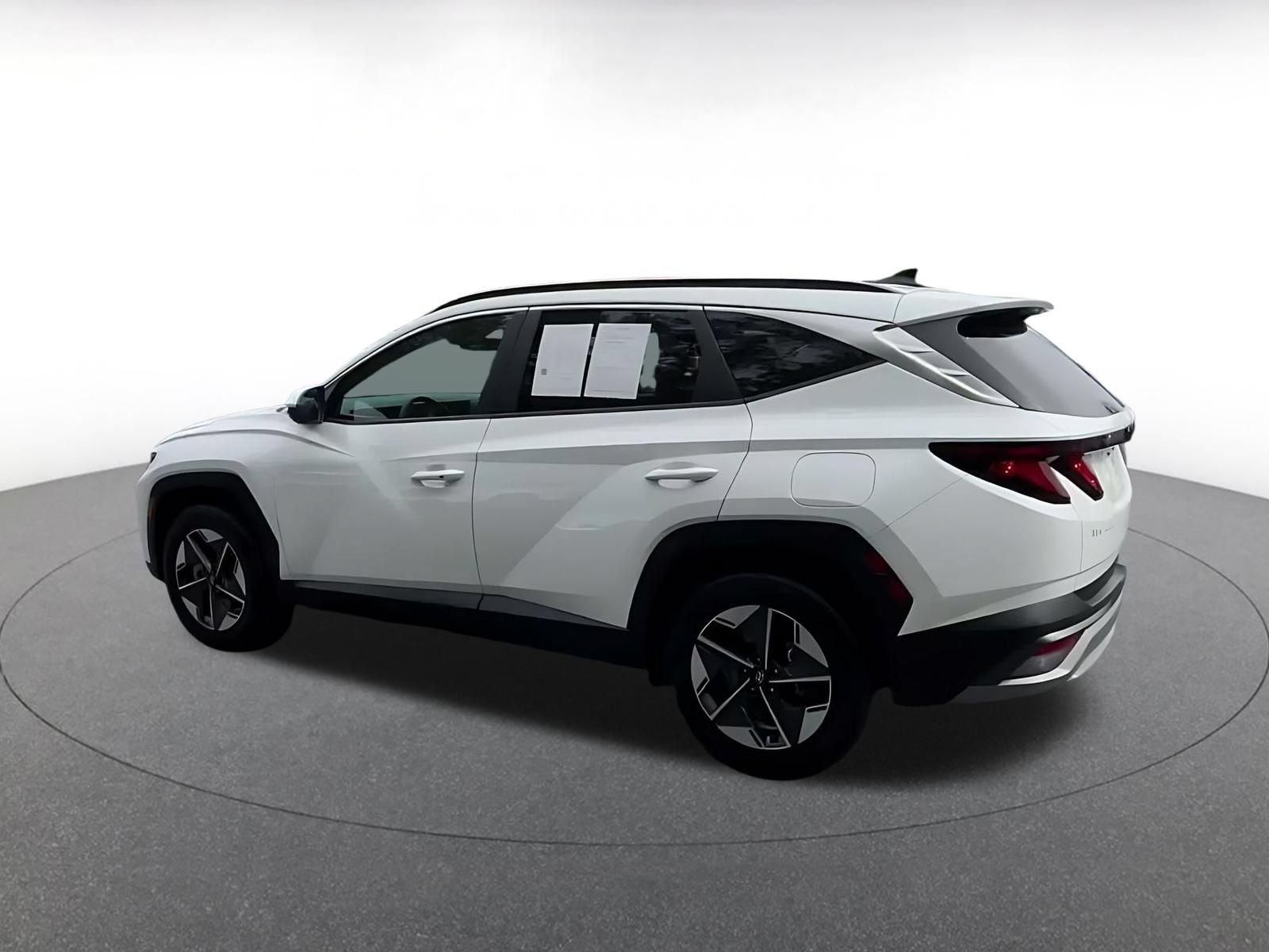Used 2026 Hyundai Tucson SEL AWD/4WD image 9