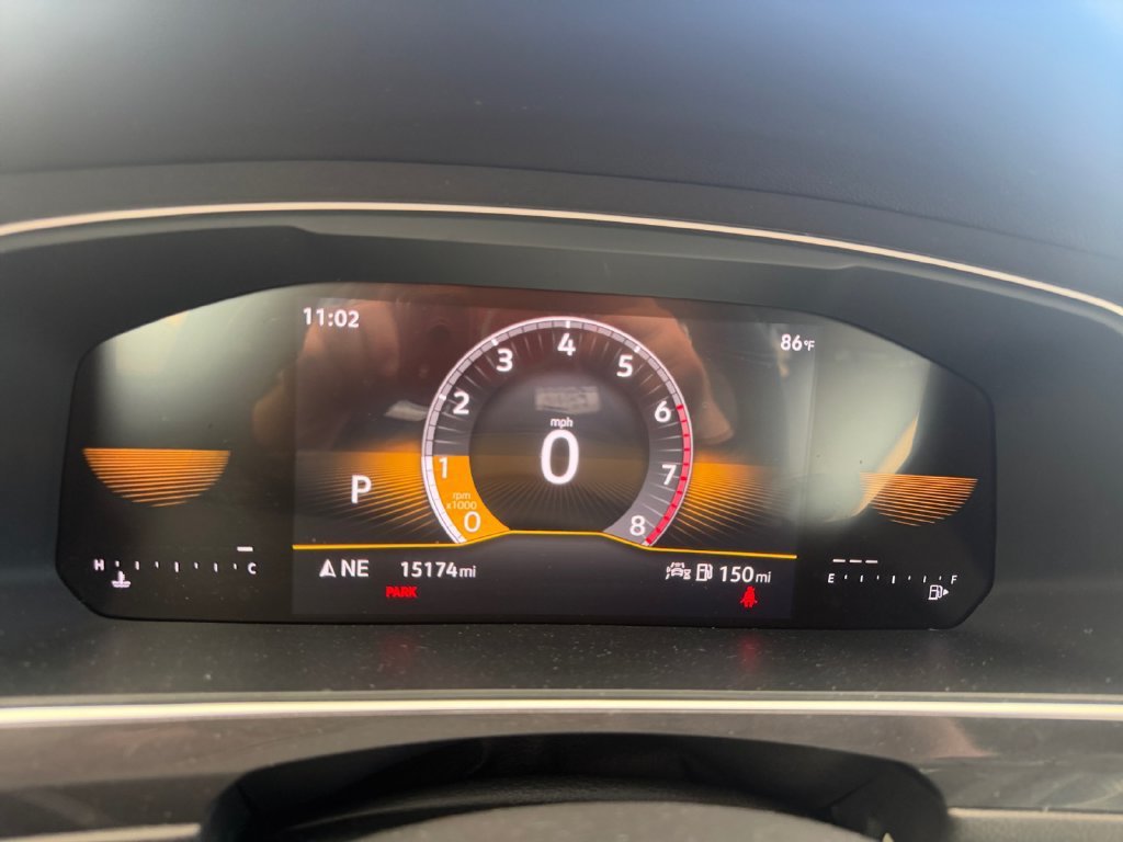 Certified 2024 Volkswagen Tiguan SE R-Line FWD image 16