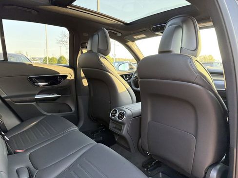 New 2026 Mercedes-Benz GLC 300 4MATIC image 18