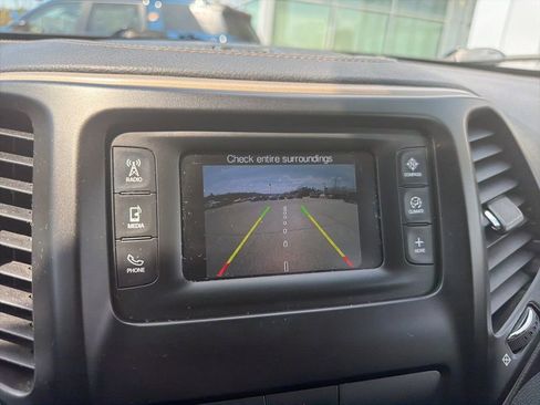 Used 2016 Jeep Cherokee Latitude image 23