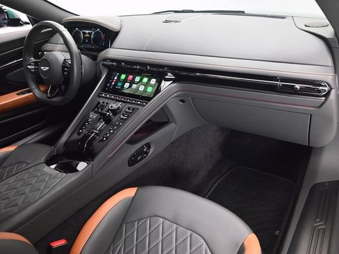 Used 2024 Aston Martin DB12 Coupe RWD image 7