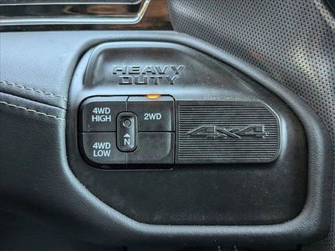 Used 2024 RAM 2500 Limited image 15