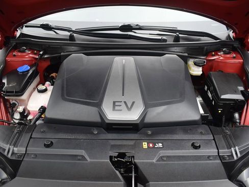 Used 2022 Kia EV6 Wind w/ Wind Technology Package image 8