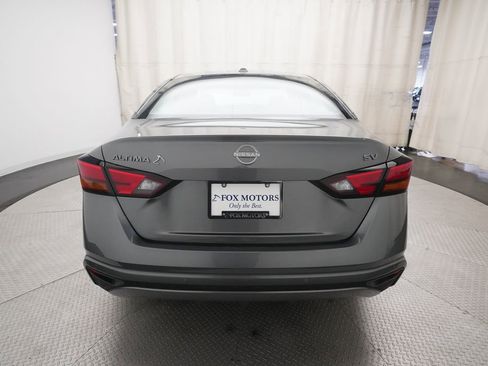 Certified 2024 Nissan Altima 2.5 SV FWD image 24