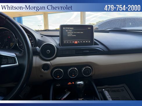 Used 2017 MAZDA MX-5 Miata RF Grand Touring image 21