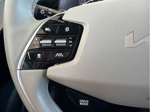 Used 2023 Kia Niro Wind w/ Wind Preserve Package FWD image 18