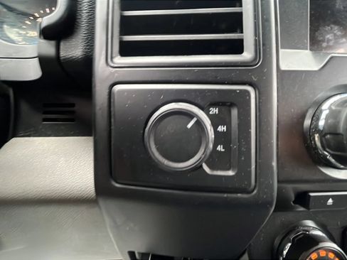 Used 2018 Ford F150 XL w/ Equipment Group 101A Mid AWD/4WD image 34