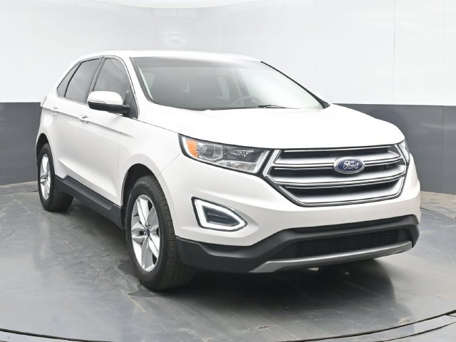 Used 2017 Ford Edge SEL w/ Equipment Group 201A AWD/4WD image 2