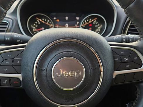 Used 2017 Jeep Compass Limited AWD/4WD image 22
