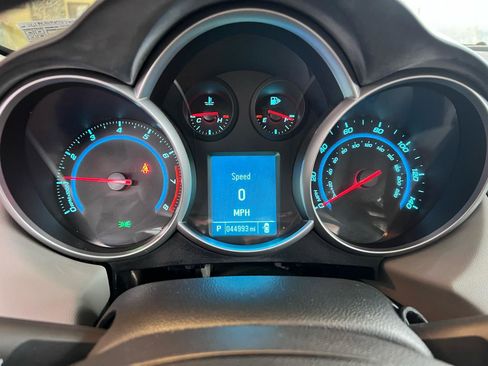 Used 2012 Chevrolet Cruze LS w/ Connectivity Package image 11