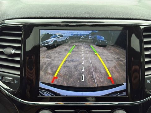 Used 2021 Jeep Grand Cherokee Laredo X image 24