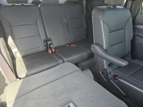 Used 2025 Buick Enclave Sport Touring w/ Power Package image 31