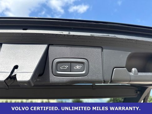Used 2024 Volvo XC60 T8 Ultimate w/ Protection Package Premier AWD/4WD image 9